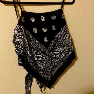Bandana crop top
